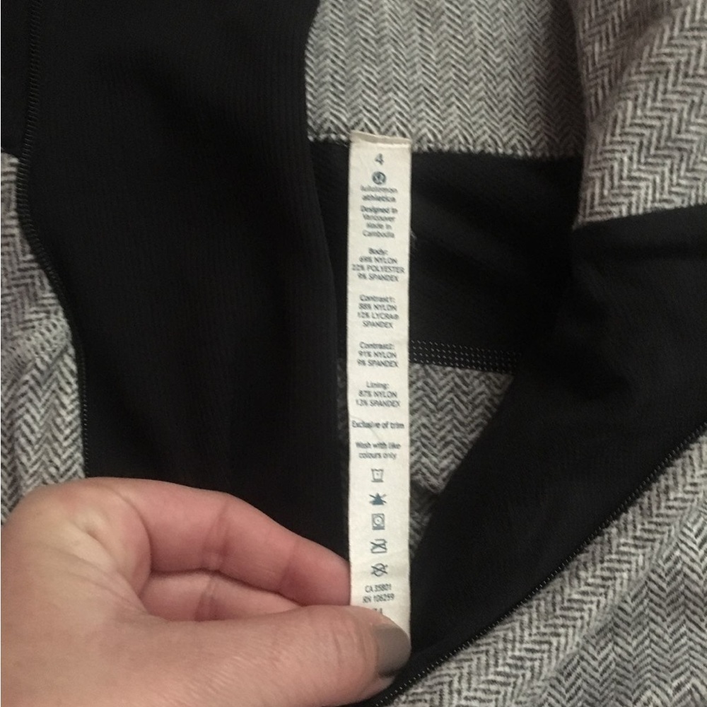 Lululemon base runner pullover - Picture 6 of 8